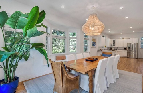 Northwest Harbor House | Spacious East Hampton Retreat Minutes Away from East Hampton Village,.