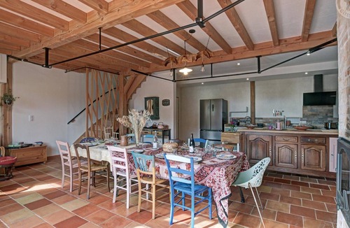 Le Cergne Cottage | Spacious Eco-friendly Cottage with Garden - Hiking and Heritage Exploration