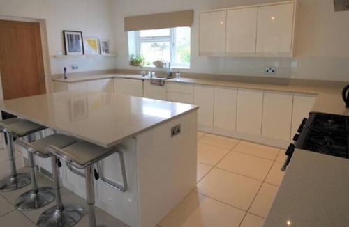 Norwich House | Spacious Edwardian house ideal for corporate stays