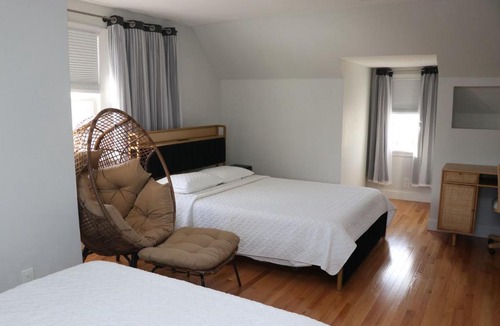 Uniondale Apartment | Spacious & Elegant 3 full bedroom apartment - Heart of Long Island