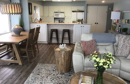 New Smyrna Beach Condo | SPACIOUS END UNIT BEACHFRONT CONDO in New Smyrna Beach, FL