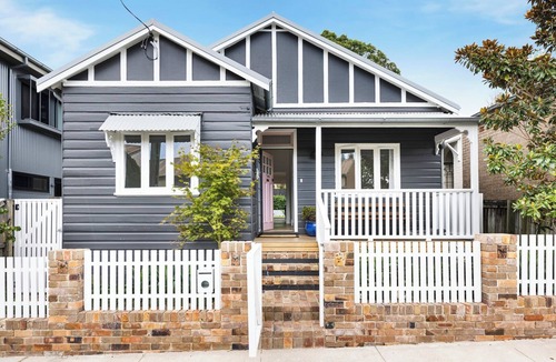 Lilyfield House | Spacious entertainer with heated pool. City fringe, short walk to fireworks view