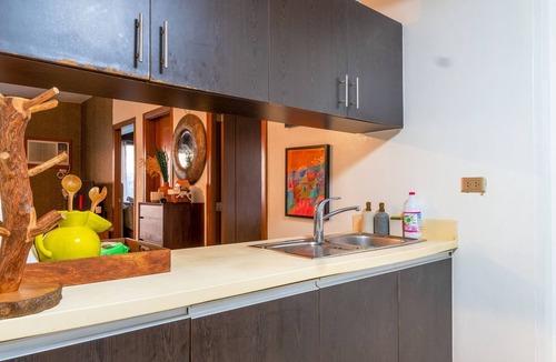 Ermita Condo | Spacious Executive 2BR and Bath with Amazing Sunset view in front of Luneta.
