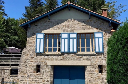 Le Bessat Cottage | Spacious family chalet with sauna in the heart of Le Bessat