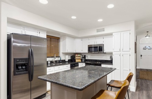 Red Mountain Ranch House | Spacious Family Friendly Getaway!