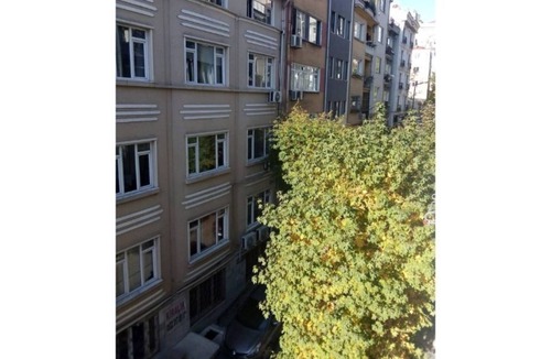 Kabatas House | Spacious Flat w/ 4 BR! 4 mins to Taksim Square