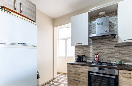 Moda Apartment | Spacious Flat w Balcony 3 min to Kadikoy Square