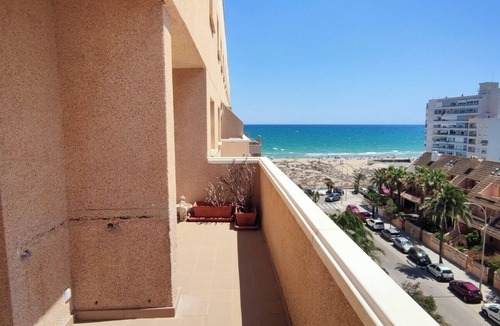 El Perellonet Apartment | Spacious flat with sea view in El Perello