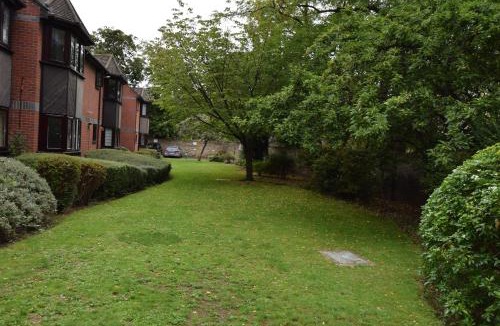 Fairfield Apartment | Spacious flat with free parking in Croydon
