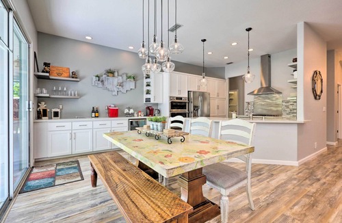 Folsom Cottage | Spacious Folsom Getaway w/Pool & Hot Tub!
