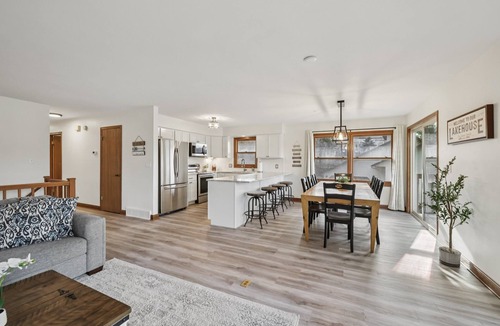 Lake Delton House | Spacious Four-Bedroom Home Overlooking Scenic Lake Delton. Dog-Friendly!