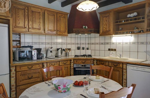 Saint-Christo-en-Jarez Cottage | Spacious cottage with terrace and garden in Saint-Christo-en-Jarez