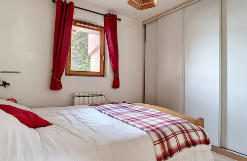 Saint-Jean-dʼAulps Apartment | SPACIOUS APARTMENT 3- SAINT JEAN D'AULPS SKI RESORT - 5/6 PEOPLE - CERF 36