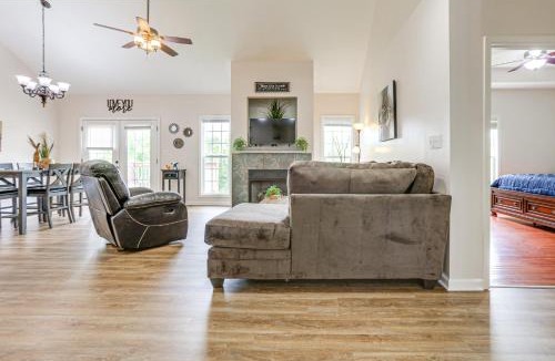 Frankfort House | Spacious Frankfort Retreat on Bourbon Trail!