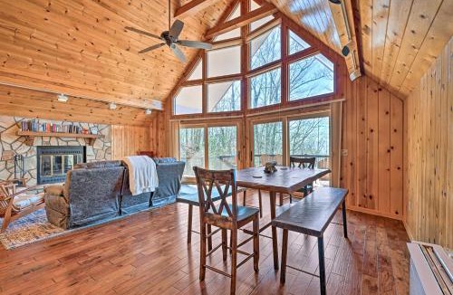 Franklin House | Spacious Franklin Cabin w/Mountain Views!