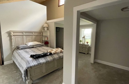 Bristol Hills House | Spacious Freshly Renovated Canandaigua Farmhouse Huge ACREAGE peaceful beauty!