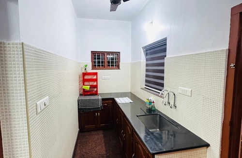 Perumbavoor House | Spacious, fully air-conditioned 4-bedroom ensuite home