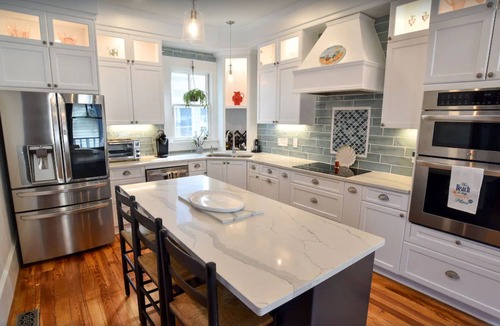Cape Charles House | Spacious Fully Restored Victorian, Sleeps 10, 4 Bathrooms