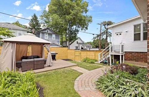 Northwest House | Spacious Garden Apartment - Takoma METRO - Sleep 6
