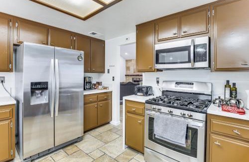 Casa de Oro-Mount Helix House | Spacious Getaway w/Pool in La Mesa!