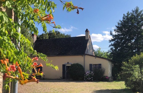 Cronat House | Spacious gîte in idyllic wooded setting by a stream with hammock & barbecue