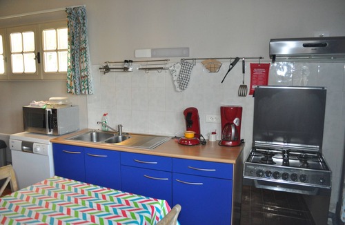 Seynes Cottage | Spacious gîte with pool and all comforts, at the foot of Mont Bouquet, near Uzes