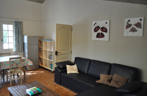 Seynes Cottage | Spacious gîte with pool and all comforts, at the foot of Mont Bouquet, near Uzes