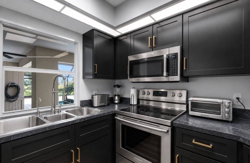 Pebble Beach House | Spacious Golf Course Home with Pool Sleep 12