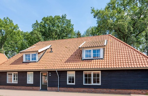 De Kolonie House | Spacious group home with whirlpool and washer, in Twente