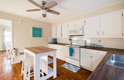Point Pleasant Beach House | Spacious Home Ready for your memories(2 blocks to beach, downtown and train)