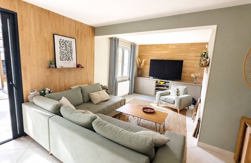Bourron-Marlotte Cabin | Spacious haven of peace, ideal for family or friends
