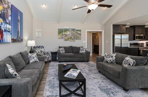 Hazel Green House | Spacious Hazel Green Home w/Fireplace, Yard!