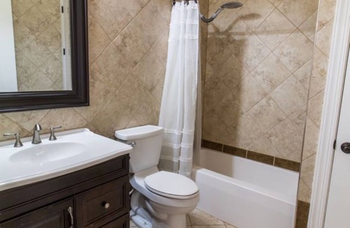 Houserville House | Spacious high-end house in State College, PA