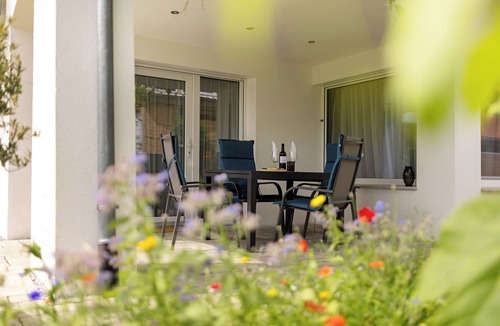Moessingen Apartment | Spacious Holiday Apartment Maja