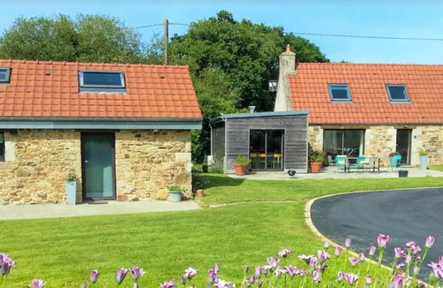 Trebeurden House | Spacious holiday home in Trébeurden with a garden