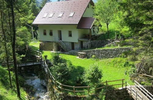Tolmin House | Spacious holiday house surrounded by nature