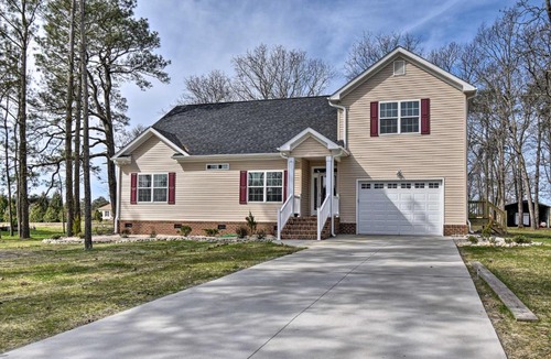 Cape Charles House | Spacious Home < 1 Mi to Kiptopeke State Park!