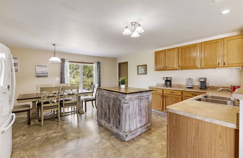 Belvidere House | Spacious Home 7 Beds Ideal for Families & WorkCrew