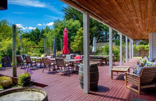 Martinborough House | Spacious Home - a place for up to 12 family, friends or colleagues to gather.