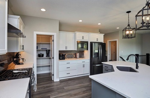Granger House | Spacious home for 12 with large family room, deck, and peaceful views