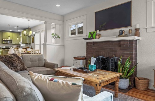 Skyland House | Spacious Home in North Denver near City Park & Zoo