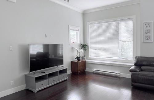 Richmond City Centre House | Spacious Home in Richmond