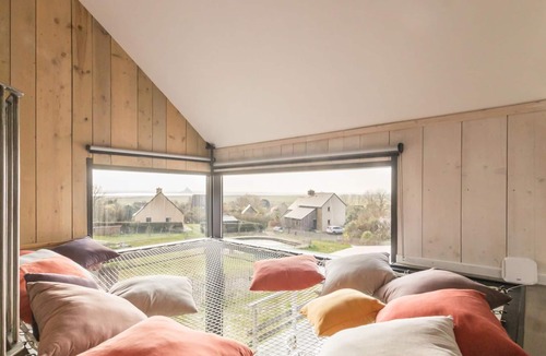 Vains Cottage | Spacious home in the heart of Mont Saint Michel Bay
