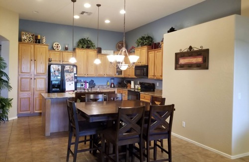 Las Sendas House | Spacious home in the Mesa foothills close to hiking, lakes and the Salt River!