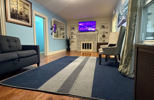 Bellmore Apartment | Spacious Home Prime Location Near Train, JFK, Dining, Shop, Parking & Essentials