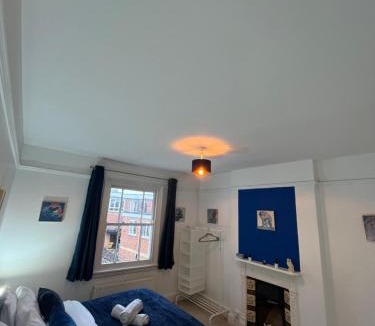 Solihull House | Spacious Home - Solihull Town Centre- Near NEC-BHX