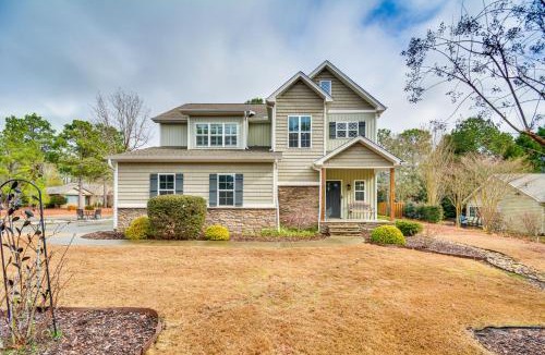 Pinehurst House | Spacious Home w/Fireplace - Near Pinehurst Golf!