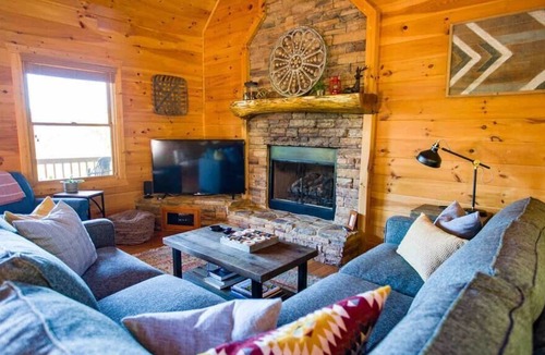 Cherry Log House | Spacious Home w/Views, Hot Tub & All Paved Access