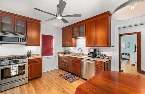 Northampton House | Spacious home with entertainment room and hot tub