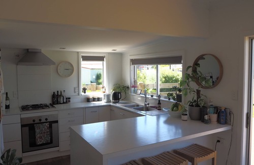 Marewa House | Spacious home with large backyard
